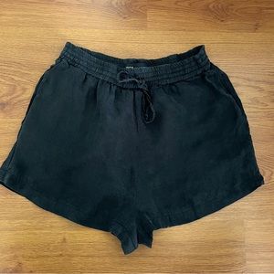 ZARA black linen shorts Small